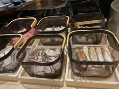 -鲜艳全日餐厅(长江之舟华邑酒店)