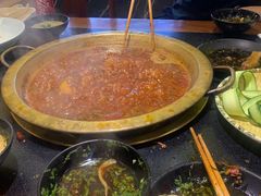 -沸炉重庆老火锅(军事博物馆店)