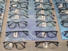 -天空之镜眼镜店蔡司依视路授权店(天通苑店)