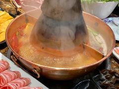 -楼外楼大刀肉传统火锅居(幸福街店)