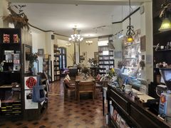 -良友书坊(安徽路店)