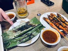 -东海岸人工湖美食村