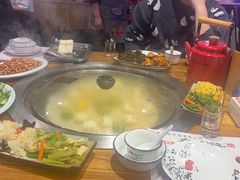 -山河屯铁锅炖鲜鹅·东北菜(开发区一店)