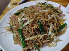 -大富蚝乌东哥饭店·石锅鱼杂·柠檬鸭(革新路店)