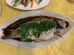 清蒸白鲫-合力居·生记路边鸡(北京路店)