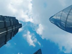 -陆家嘴空中步行连廊