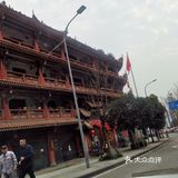 南滨路钟楼广场