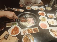 -木槿花韩式炭烤·熟成肉工坊(孙文东路店)