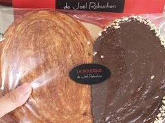 -Salon de The de Joel Robuchon(外滩18号店)