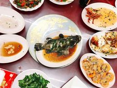 清蒸石斑鱼-三亚老渔民海鲜店