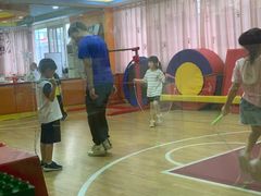 -卓跃儿童运动馆·体能·跳绳·篮球(滨江东中心店)