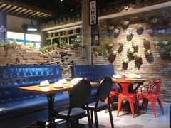 大堂-茅炒屋龙虾·烧烤·湘菜(新河路店)