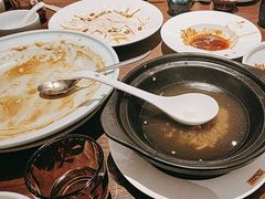 -港丽餐厅(正大店)