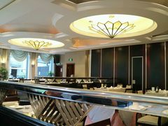 -御花园·粤菜·海鲜火锅(中山公园店)