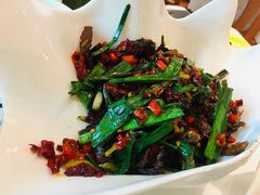 -丹江口渔村·湘味厨房(桃园店)