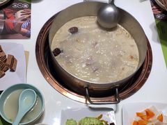-洪氏嗨捞·猪肚鸡火锅(阳光天地店)