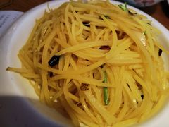 酸辣土豆丝-北大荒人•新东北菜(青岛银座店)