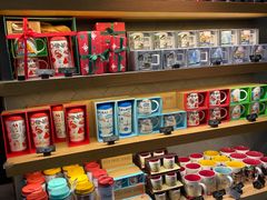 -星巴克(浦东机场T2到达店)