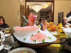 -半岛翡丽海鲜自助餐厅(观风亭店)
