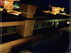 -敦煌山庄摘星阁