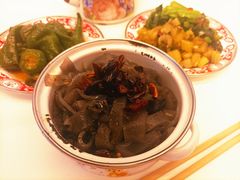 黑酿皮子-石笨笨·盖浇饭大王(MOMOPARK店)