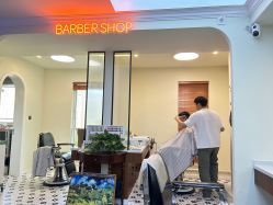 -理昂男士理发店 Barber shop