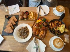 拿铁拿铁-翠贝卡&Mama Kelly Brunch Coffee(河西店)