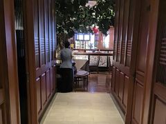 -八府香鸭·啫啫煲(华山路店)