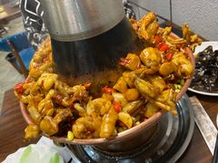 -超越炭火牛蛙火锅鸡(河东店)
