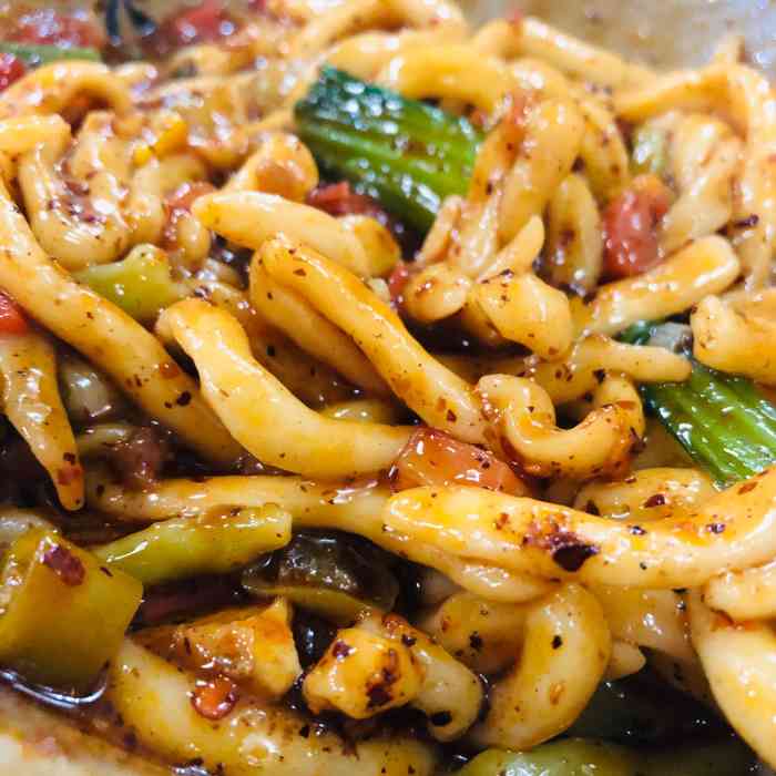 福娃剪刀面-"吃过无数次的面!没吃过一定要去尝一下! .