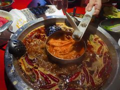 -谭鸭血老火锅(万象九宜城店)