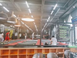 -零重力蹦床空间·滑梯·海洋球·团建(奥特莱斯店)