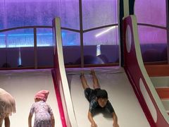 -涨巢·潮玩水疗局