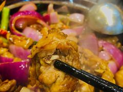 -胡须佬鸡煲四季火锅(海雅缤纷城店)