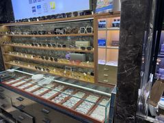 -日本手作眼镜·久川睛匠(新中关购物中心店)