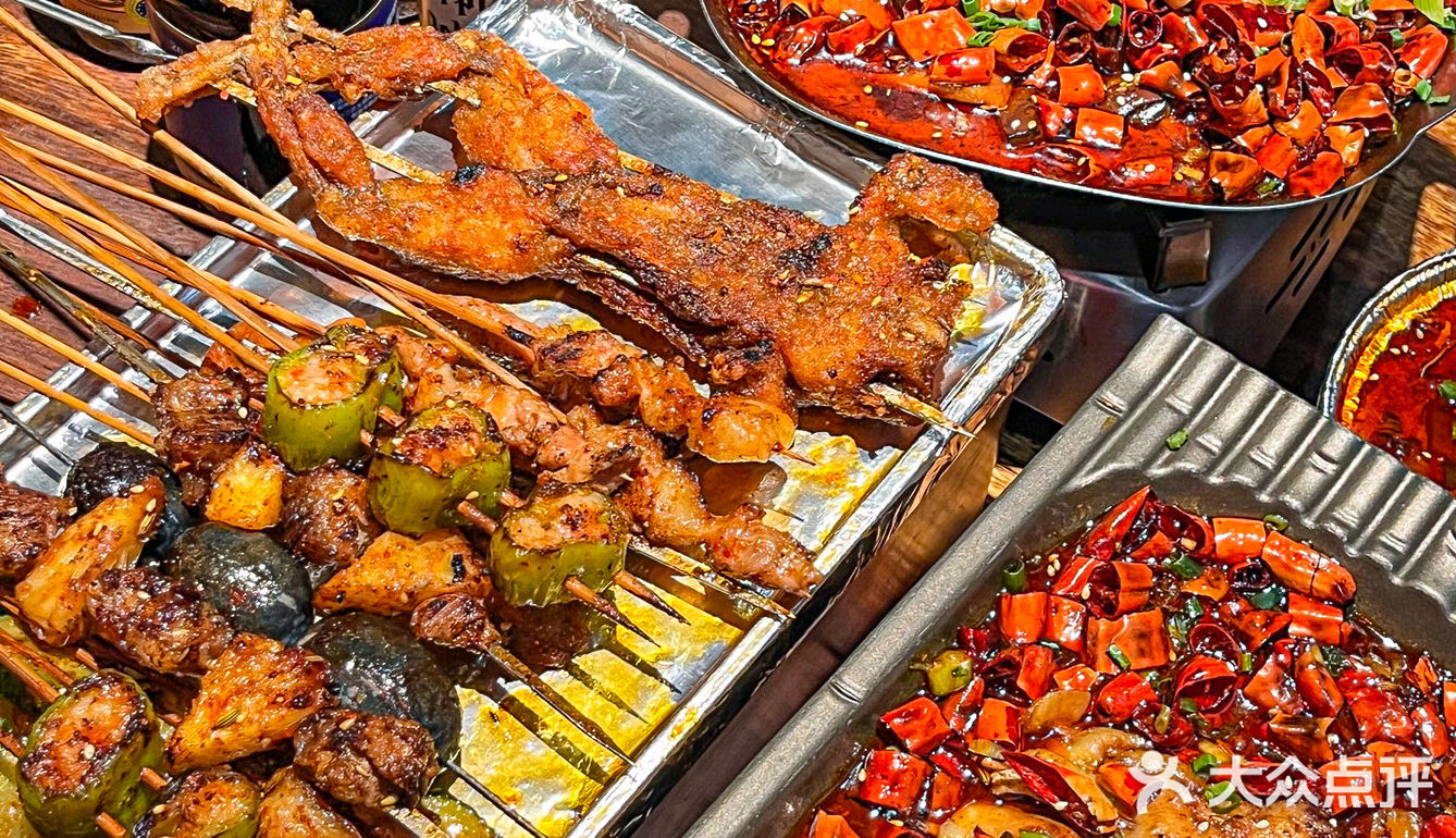 吃了123456789次的烧烤店！去吃过很多次的拾串！