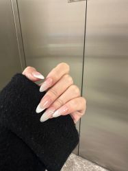 -UGIRL有个美甲
