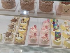 -好利来(上海长宁龙之梦店)