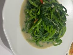 -千灯盛汇·头牌粤菜(致越优城店)