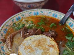 -金杨拉面王小吃面馆·牛三宝面·红烧牛肉粉
