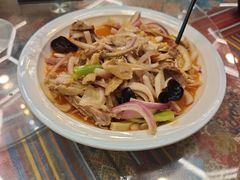 -乡村馕坑肉·烧烤·新疆菜·本地人更爱吃(阿勒泰首店)
