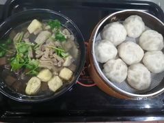 -百年尹氏汤包(环球美食荟店)