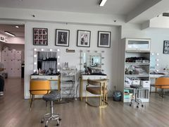 -bobo高端证件照工作室(三元桥店)