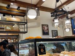 面包甜点陈列柜-BROAD面包路·欧式面包(龙湖时代C馆店)