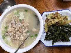 肥肠汤-茅屋大酒店