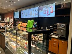 -星巴克(上海虹桥新天地二店)