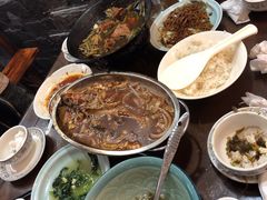 -临街徽菜馆·正宗黄山味