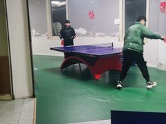 -格易美游泳馆健身房(新昆仑店)