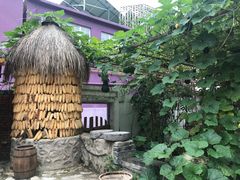 -百里峡七彩艺术小镇