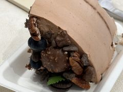 -半勺舒舒生日蛋糕店